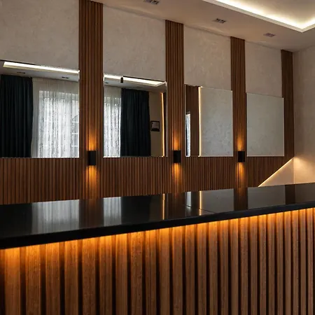 Hotel Astral 3*
