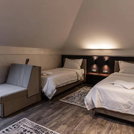 Hotel Astral